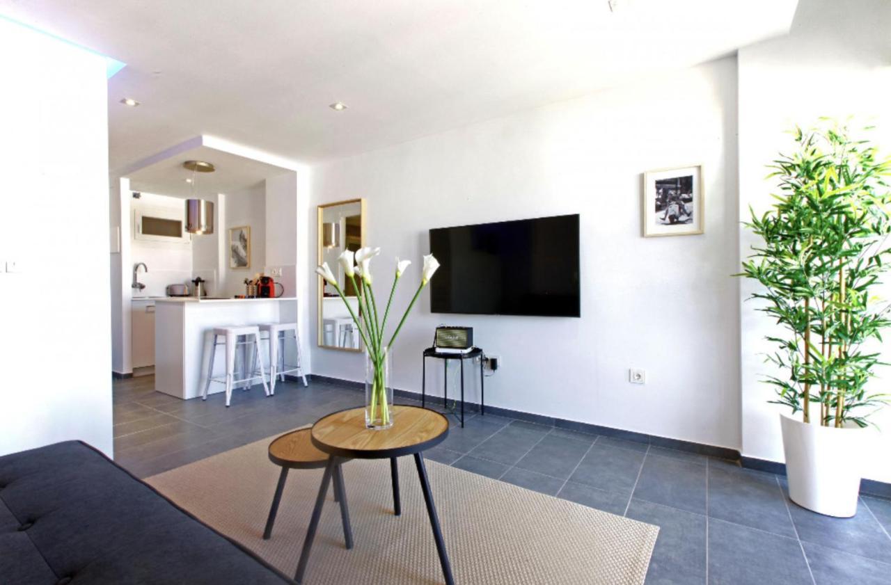 Precioso apartamento con vistas al mar y piscinas Benalmádena Exterior foto
